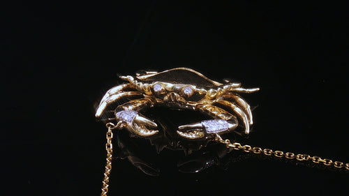 14K Yellow Gold Articulated Diamond-Tipped Crab Pendant