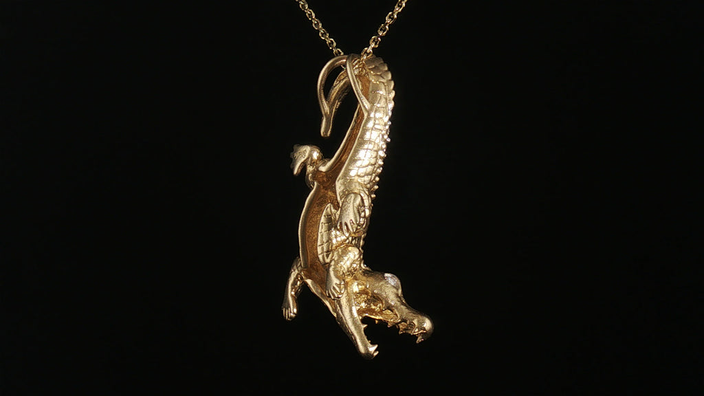 14K Yellow Gold Sculpted Alligator Pendant Necklace with Pavé Diamond Back