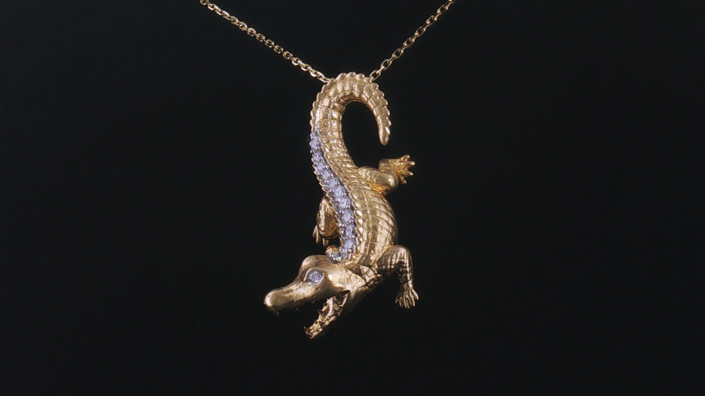 14K Yellow Gold Sculpted Alligator Pendant Necklace with Pavé Diamond Back