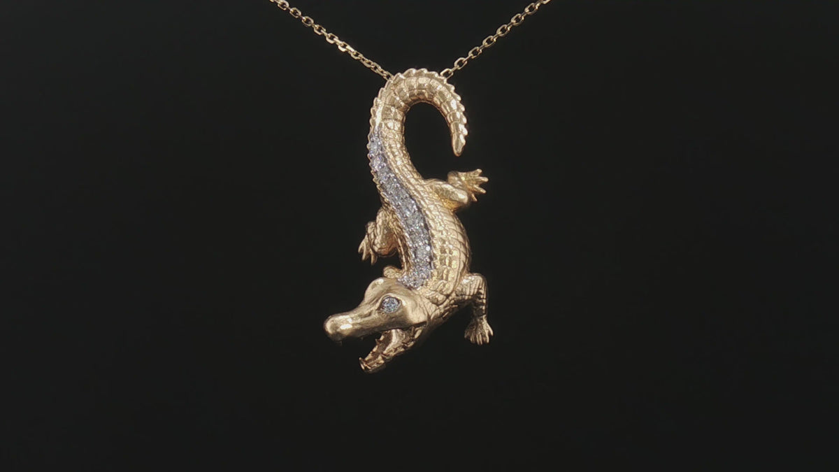 14K Yellow Gold Sculpted Alligator Pendant Necklace with Pavé Diamond Back